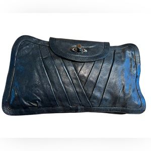 TRESSJE Leather Black Cluth
